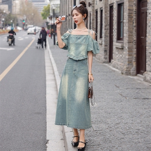 现货2023年夏季新款女装时尚气质显瘦高级炒洗风轻牛仔两件套图片
