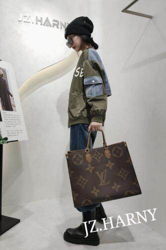 【现货】【2021】【秋装新品】【拼接牛仔外套】，其它，俊泽.哈妮