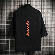 黑色