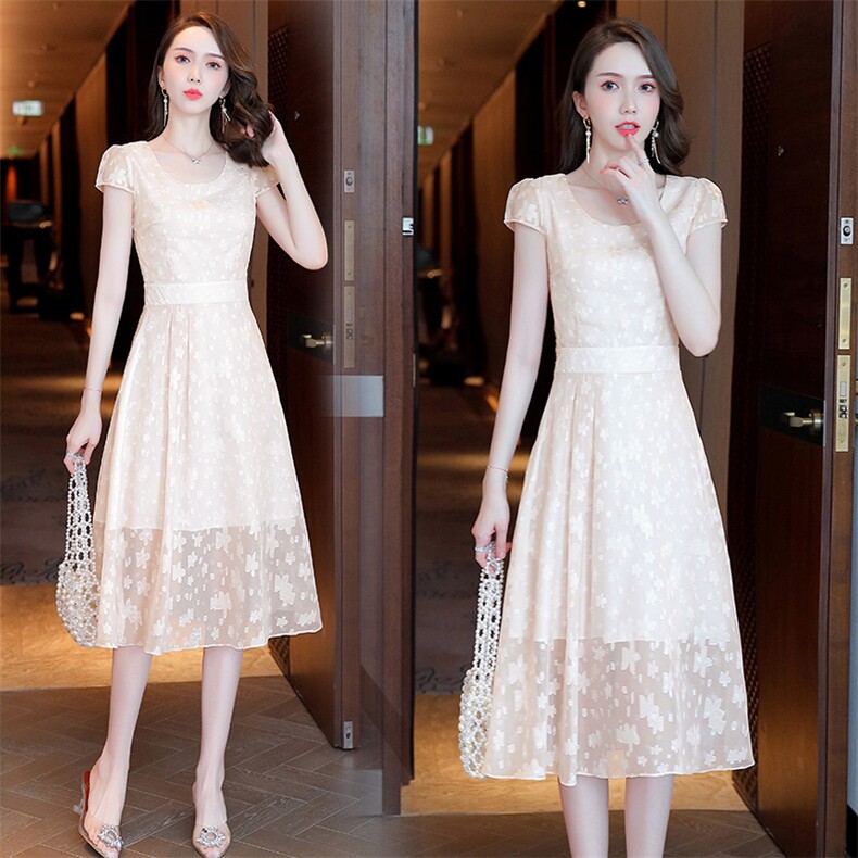 2025夏季新款简约时尚优雅气质圆领收腰显瘦修身连衣裙，女装连衣裙，臻衣坊