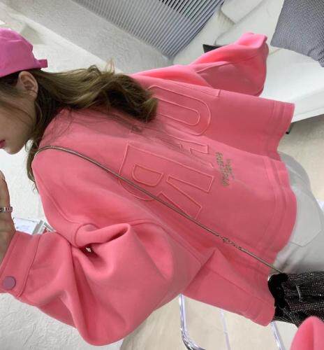 2??0??2??1??春款全面煥新??，女装，AMG