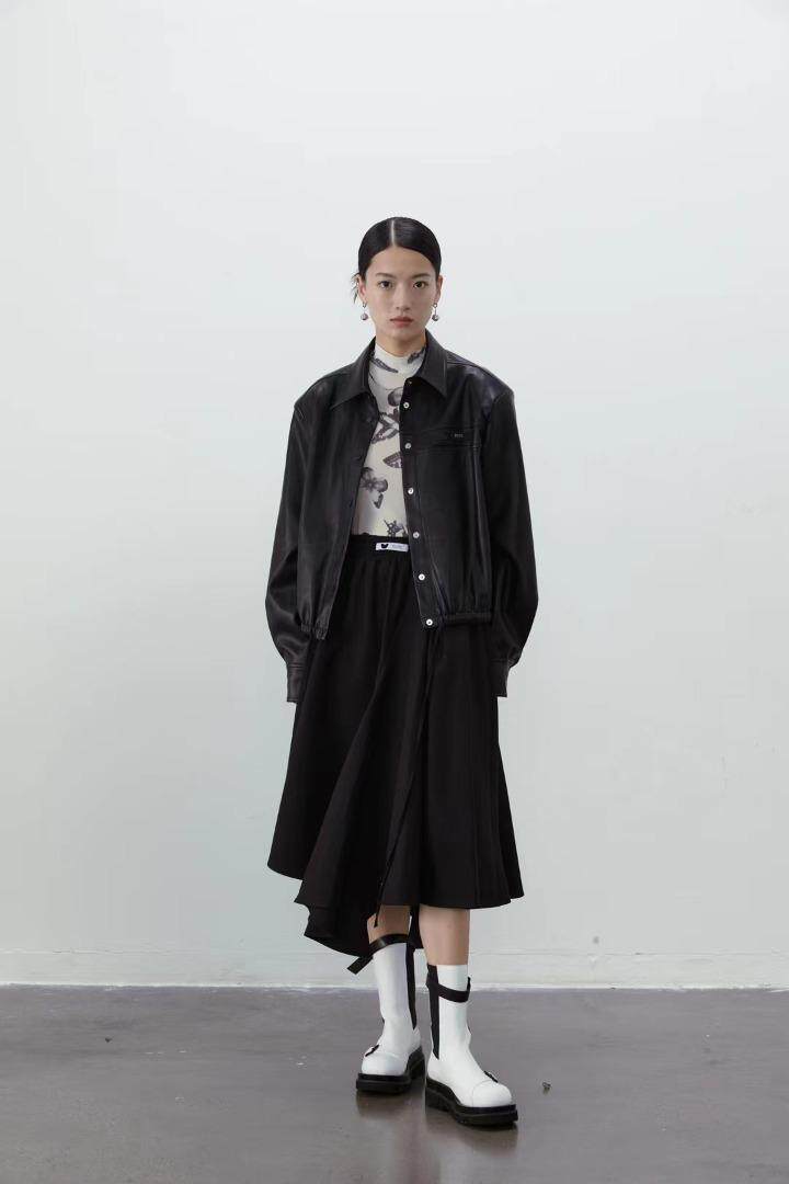 JY设计师蛋白素款皮衣，女装皮衣，JY.OUBEN