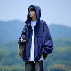 藏青色