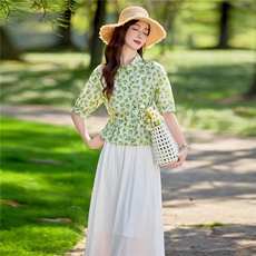 高级感时尚套装裙女春夏短袖绿花衬衫减龄半身裙两件套，女装套装/套裙，水衣源