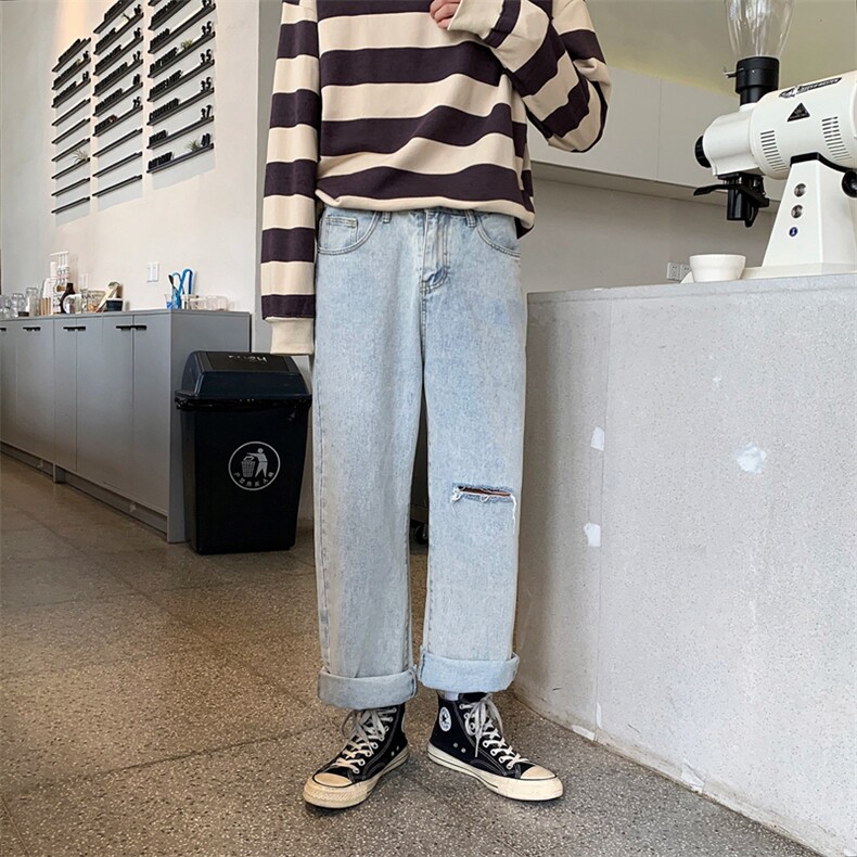 20港风文艺秋款男牛仔裤破洞宽松潮直筒裤n图片