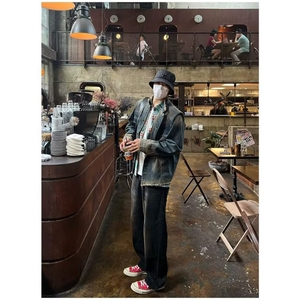 水洗牛仔衫时尚长袖外套女炒色做旧开衫春季圆领外搭休闲上衣图片