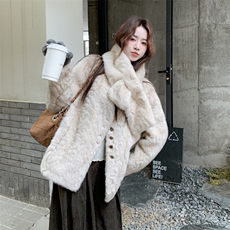 现货主推新款软糯仿獭兔毛加厚保暖配围巾环保皮毛一体p195-k298，女装羊羔毛/颗粒绒，丝露怡语