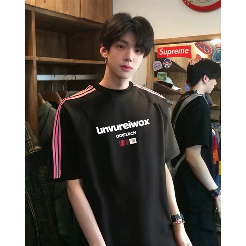 抖音得物品质二开240克宽松纯棉美式潮牌印花三条杠中性风短袖T恤,男装T恤,电商A486