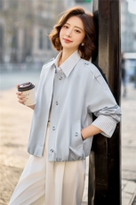 现货条纹拼接假两件休闲外套女春款2026新款时尚减龄洋气翻领夹克，女装短外套，涵誉
