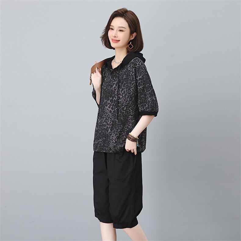 连帽卫衣套装女2025夏季新款时尚中老年妈妈半袖豹纹休闲裤两件套,女装套装/套裙,涵誉