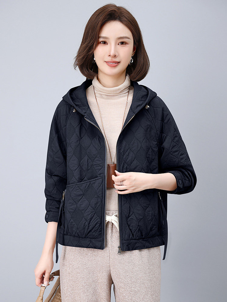 2025秋装新款宽松休闲显瘦简约连帽外套,女装短外套,雪樱依海