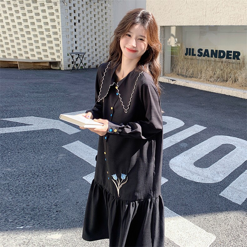 学院风娃娃领黑色连衣裙女春秋2025新款超火好看高级小众鱼尾长裙,女装连衣裙,2C283