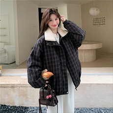 复古格子羊羔毛翻领羽绒服女2025冬季短款加厚面包服宽松保暖外套，女装羽绒服，艾米莉亚