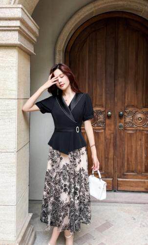 一露玛娜夏季新款连衣裙 款式丰富风格多样欢迎前来挑选，女装连衣裙，一露玛娜