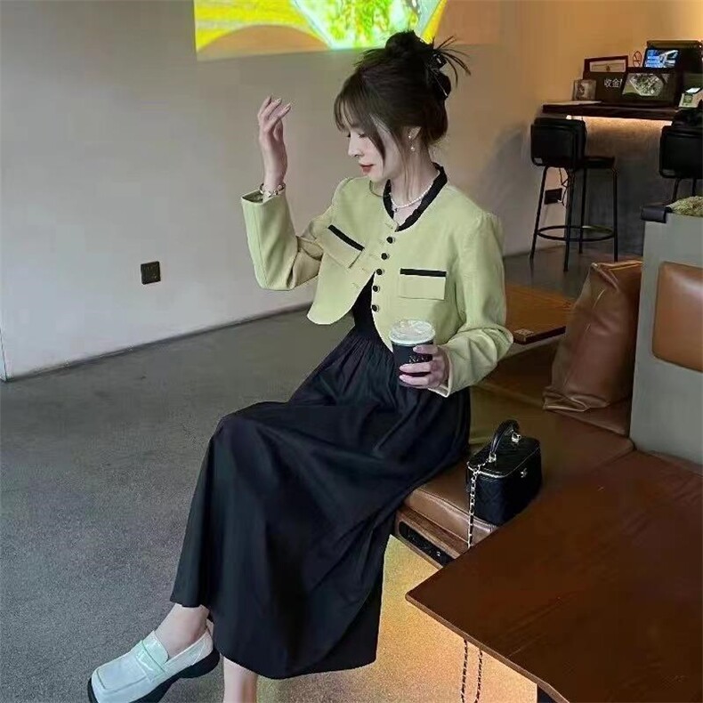 小香风套裙，三色，三码，其它，依柏璐(1F)