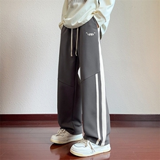 灰色