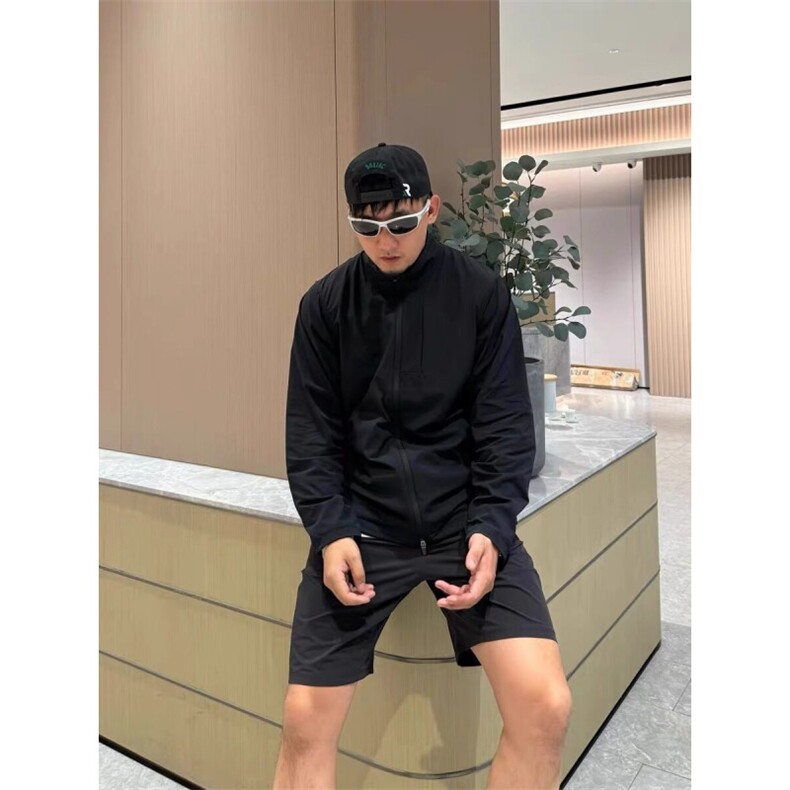 美式高街立体剪裁运动防晒拉链外套夏季户外男士长袖立领夹克潮图片