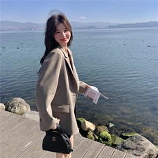设计款工艺绣休闲西装外套2B115-2603-P165-K268，女装西装，2B115