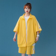 黄色
