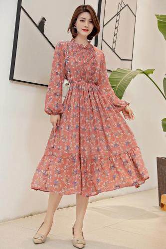 春装小碎花连衣裙，女装连衣裙，莎咔