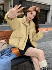 现货新款独特超好看短款羽绒服女款冬季立领面包服小个子羽绒外套，女装羽绒服，韩然一族