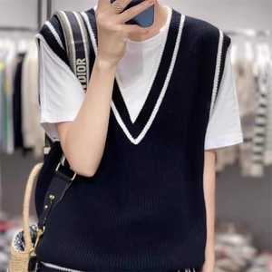 女秋季修身显瘦黑边坎肩针织马甲百搭V领无袖毛衣背心简约大气图片