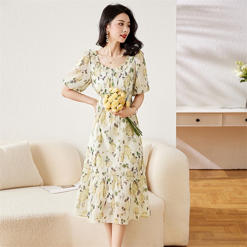 【空姐昕怡专享】伊芙丽2024春装浪漫泡泡袖仙感碎花连衣裙,女装连衣裙,牡丹诺