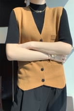 品牌高级感百搭马甲开衫女2025新款西装内搭羊毛针织无袖背心上衣，女装马甲，暖烁羊绒
