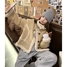 新品浅黄色加厚皮毛一体外套7695-P195-K278，女装皮草，2C159