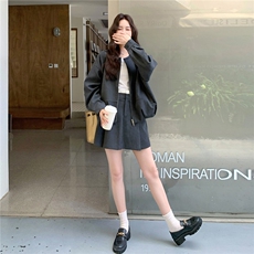 灰色法式时髦复古休闲风套装裙女秋季2025新款外套半身短裙两件套，女装套装/套裙，2B237