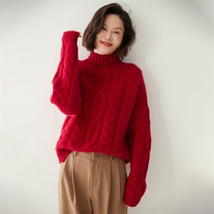 时尚麻花高领羊绒衫 女士修身显瘦红色毛衣图片