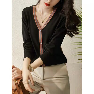 时尚撞色边女士精纺开衫简约休闲显瘦长袖针织衫，女装针织衫/毛衣，洁纯羊绒