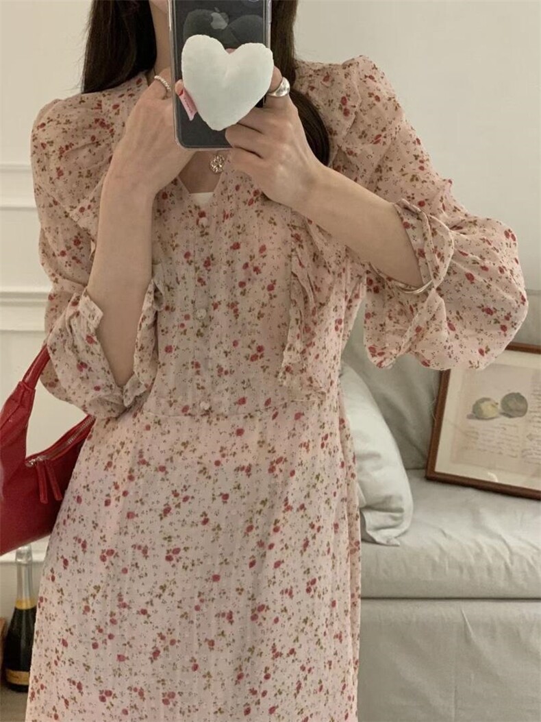 韩系小花连衣裙气质款，女装连衣裙，欧妮卡蒂蔓