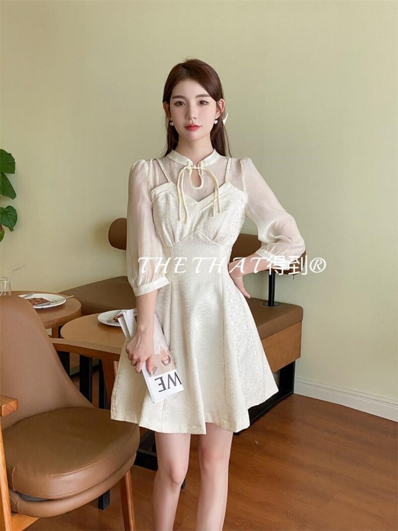 秋季新款连衣裙拼接面料，女装连衣裙，得到THETHAT