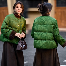2025年冬季宽松高端皮草新中式民族风提花羽绒服唐装外套，女装羽绒服，简韵佳