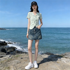 高级感时尚气质女夏新款套装立体花朵短袖上衣显瘦牛仔短裙两件套，女装套装/套裙，江南