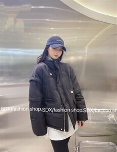 【现货】高品质羽绒服,女装羽绒服,色调轩