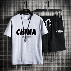 灰色