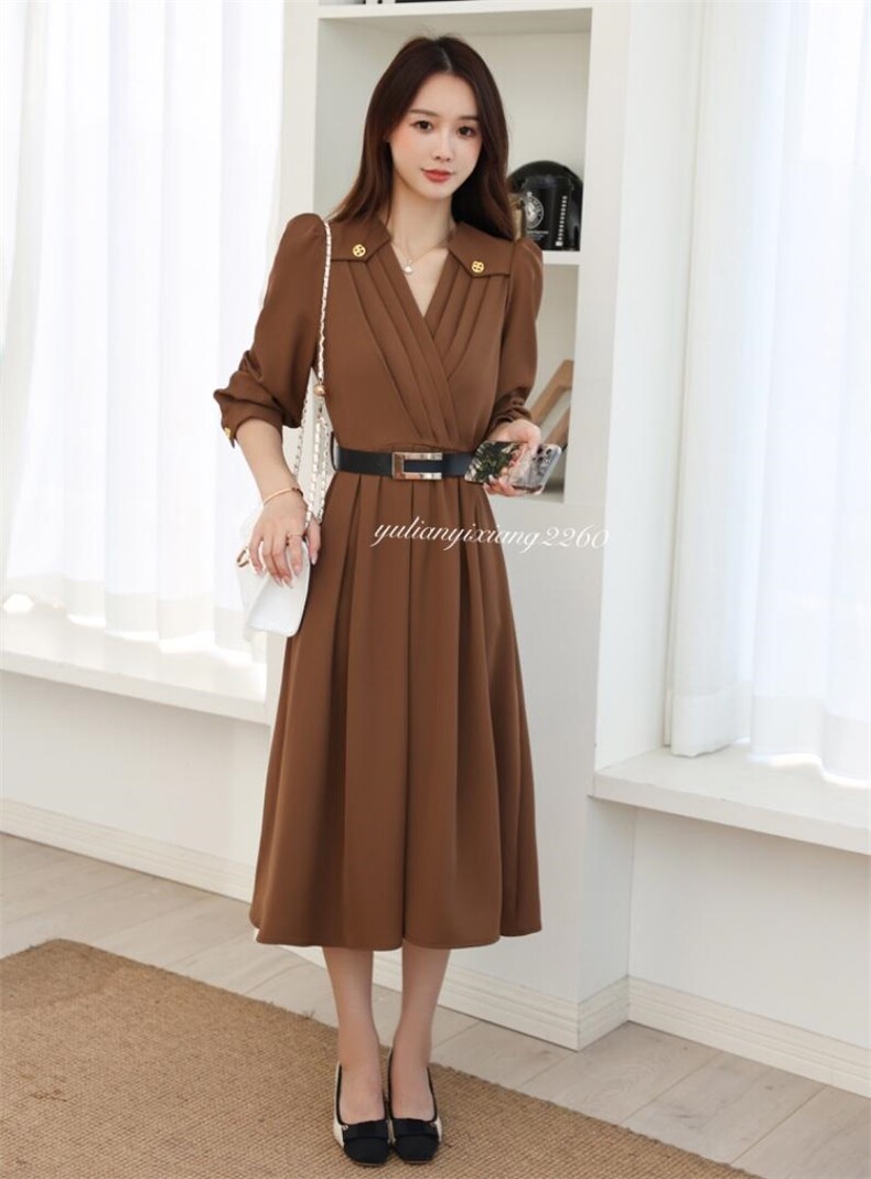 秋季新款连衣裙，女装连衣裙，雨恋依香(1F)