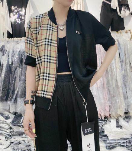 格子套装，女装职业装，博襕主题