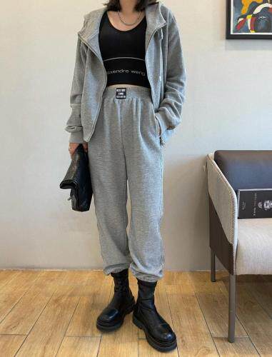 秋装卫衣套装，女装卫衣/绒衫，斯帛芬迪