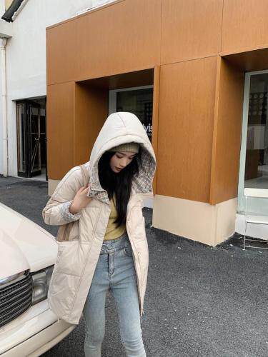 【冬季】新款羽绒服拼接格子羽绒服，女装羽绒服，E莎