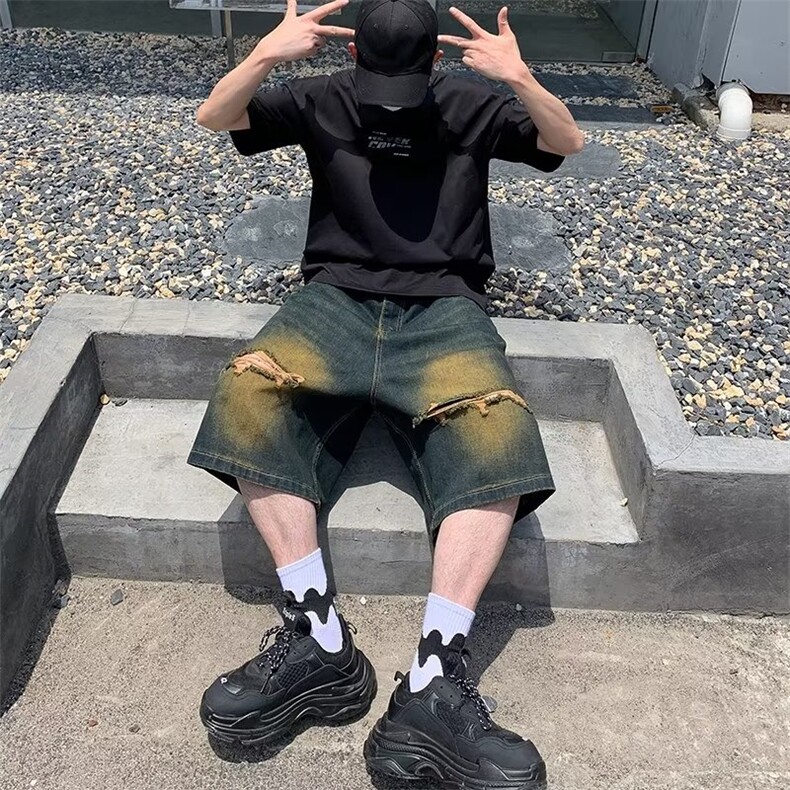 牛仔短裤男女夏季薄款渐变色水洗做旧直筒潮牌宽松休闲五分中裤图片