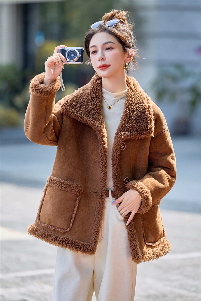2025冬季新款~~双面穿皮毛一体,女装棉衣/棉服,意芙