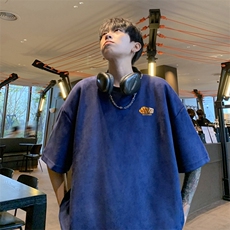 藏青色