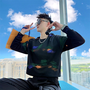 AW219/P78控108秋季社会小伙涂鸦扎染撞色高级感打底卫衣男黑首