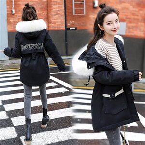 2020冬季新款时尚刺绣棉衣外套 保暖显瘦长款羽绒服女图片