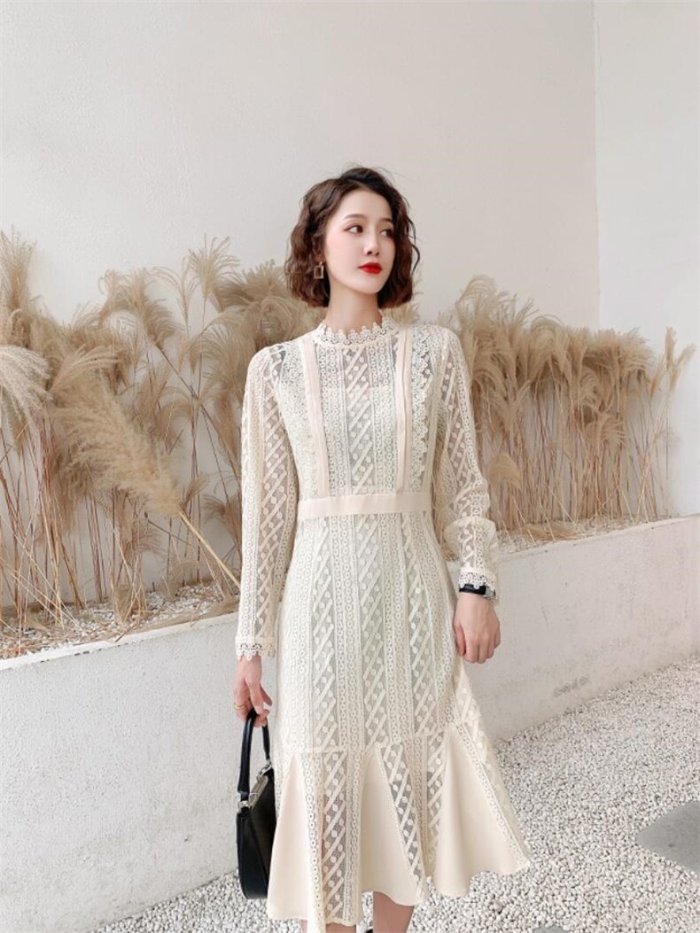 秋冬新款百搭中长款高领蕾丝连衣裙，女装连衣裙，荷塘月色