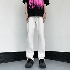 白色