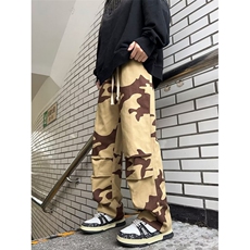 卡其色